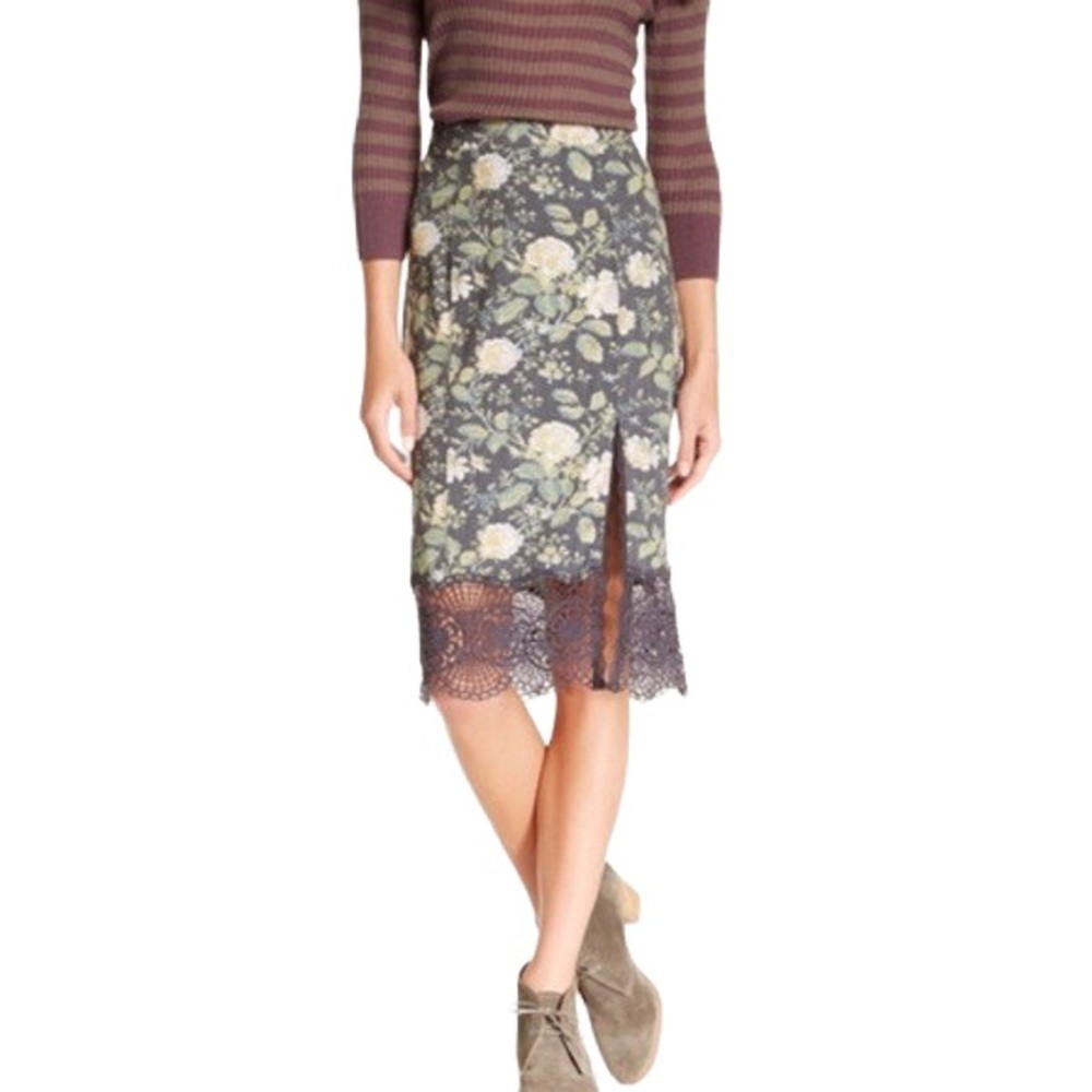 Free People Boho Floral Pencil Skirt & Black Lace Trim Hem Size S - Picture 2 of 5